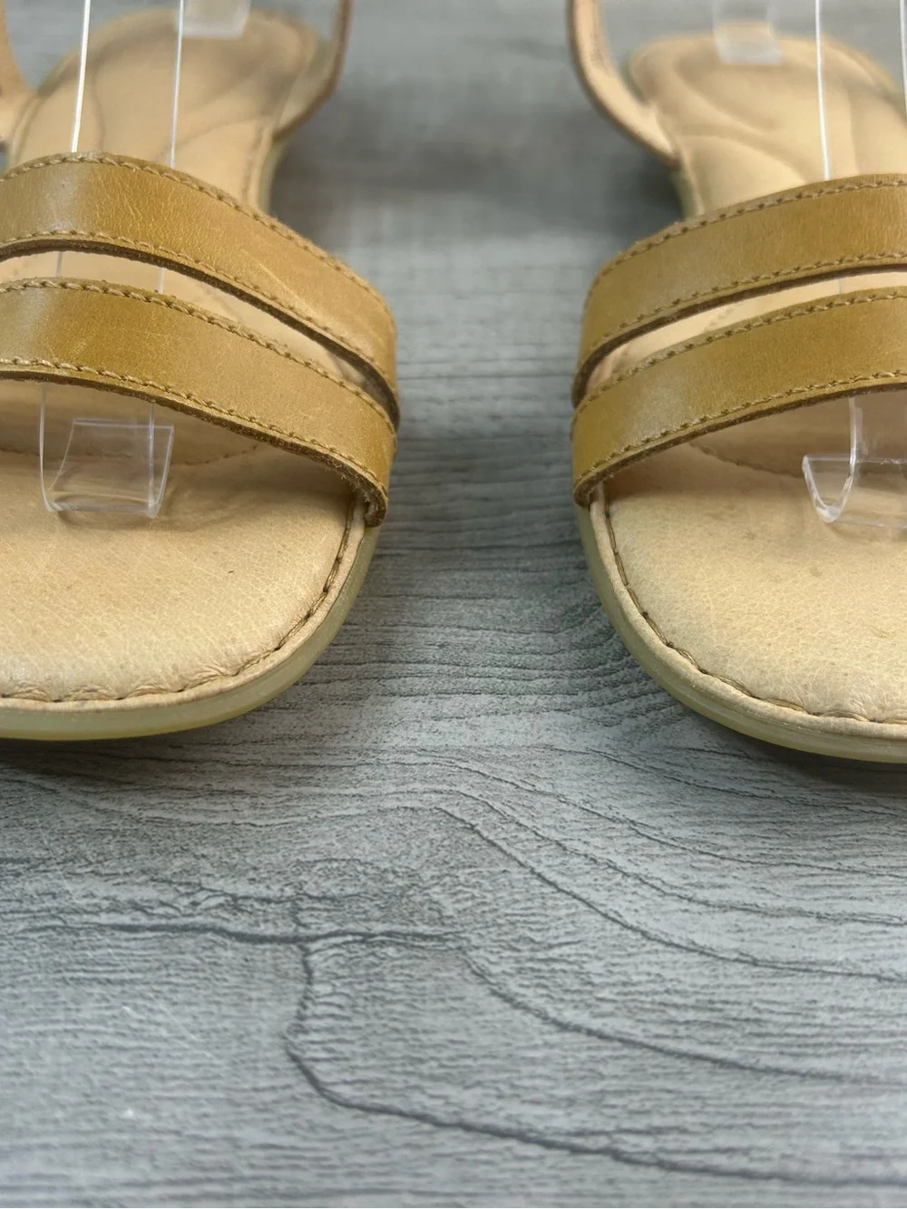 BORN Women’s Size 9 M Tan Leather Strappy Ankle Strap Comfort Sandals
